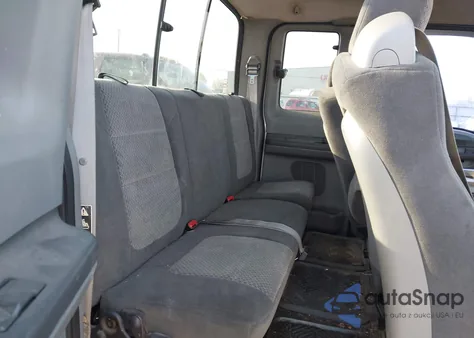 2002 Ford F-250 Lariat/Xl/Xlt z USA, uszkodzony, nr VIN 1FTNX21L82EA78294